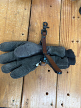 Load image into Gallery viewer, Leather Glove Straps